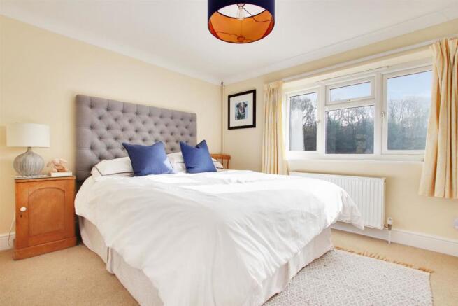 Guest Bedroom.jpg