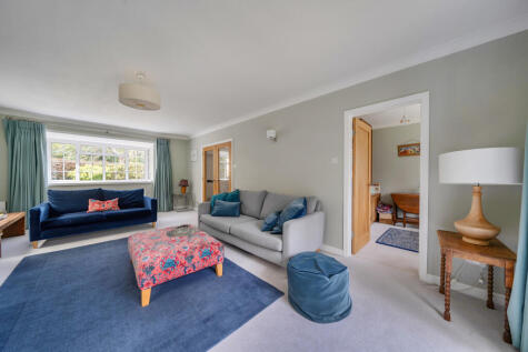Hill Gardens, Streatley, Reading, Berkshire, RG8