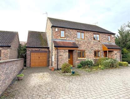 Derry Lane, Bingham