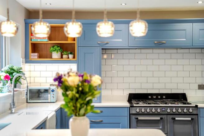 4 bed Detached for sale Image 6
