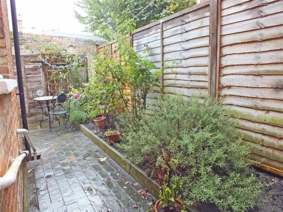 REAR COURTYARD