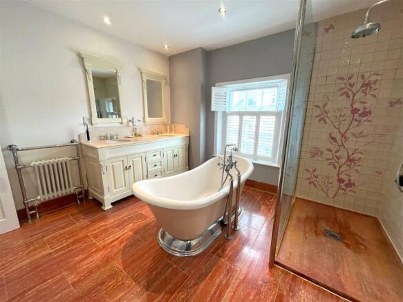 Superb Bathroom