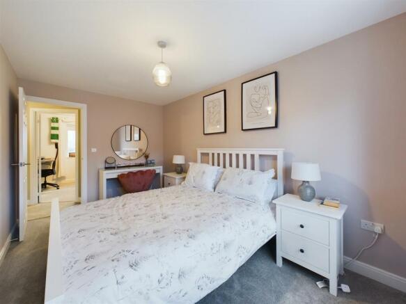 BEDROOM 2