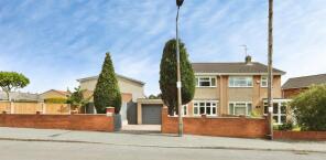 10, Stirling Avenue, Bawtry, Doncaster DN10 6QE