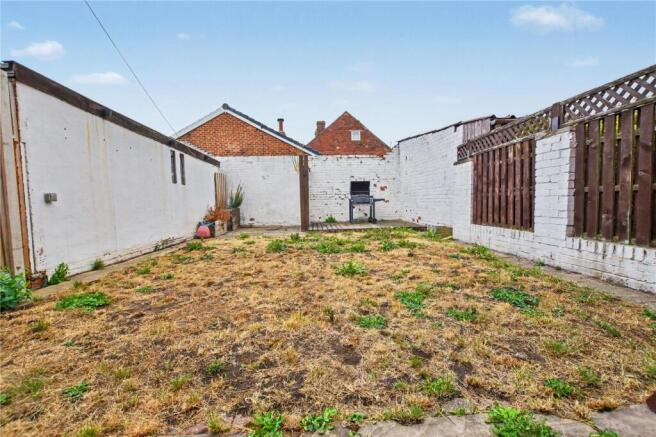 3 bed Semi-Detached for sale Image 10