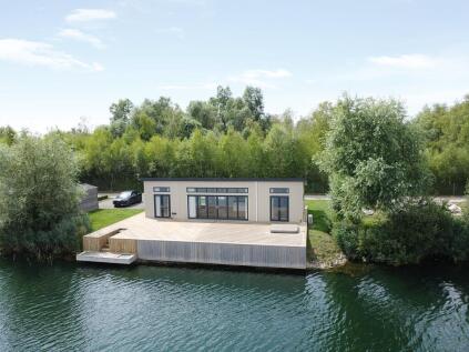 Langtoft Lakes, Langtoft, PE6