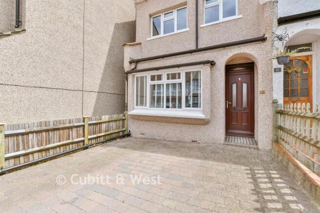 Driveway/Parking
