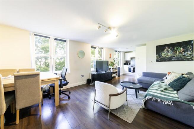F8, 19 Crescent Road -7.jpg