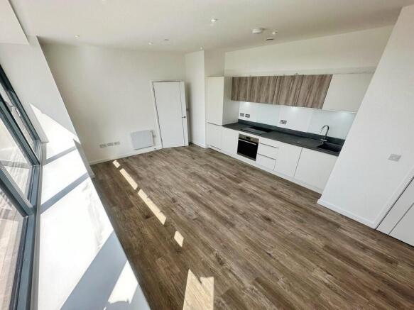 Living Room / Kit...