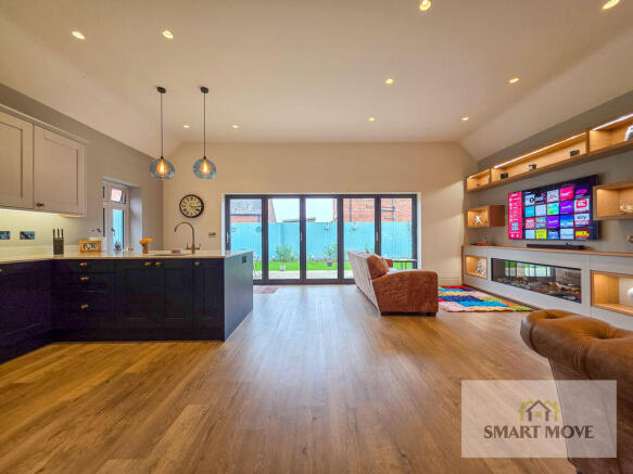 Open Plan Kitchen & Family Room