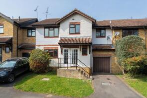 4, Vale Close, Weybridge KT13 9NQ