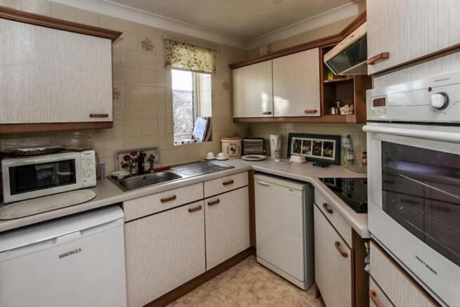 London Road Flat 32 Weaver Court, Northwich photo 4