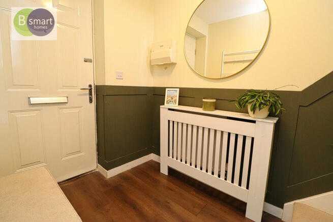 3 bed Semi-Detached for sale Image 8