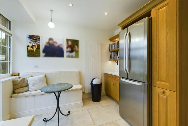 Kitchen Seating A...