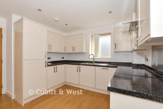 Lounge/Kitchen