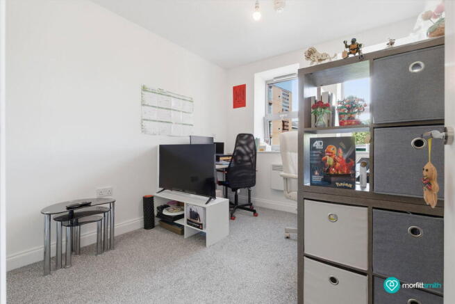 2 bed Flat for sale Image 4