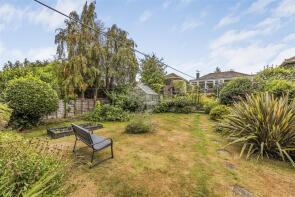 52, Coombe Farm Avenue, Fareham PO16 0TS