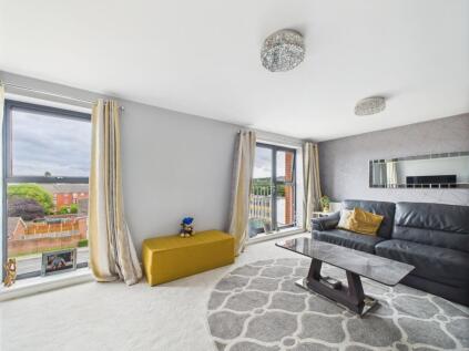 Rothesay Gardens, Parkfields, Wolverhampton, WV4