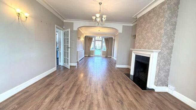 WhatsApp Image 2025-11-26 at 4.54.06 PM (4).jpeg