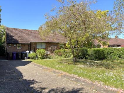 Redhoods Way West, Letchworth Garden City, SG6