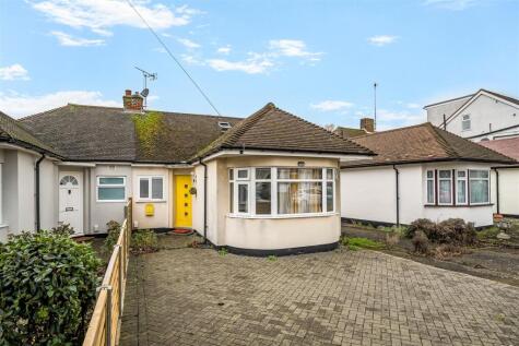 Pavilion Way, Ruislip, HA4