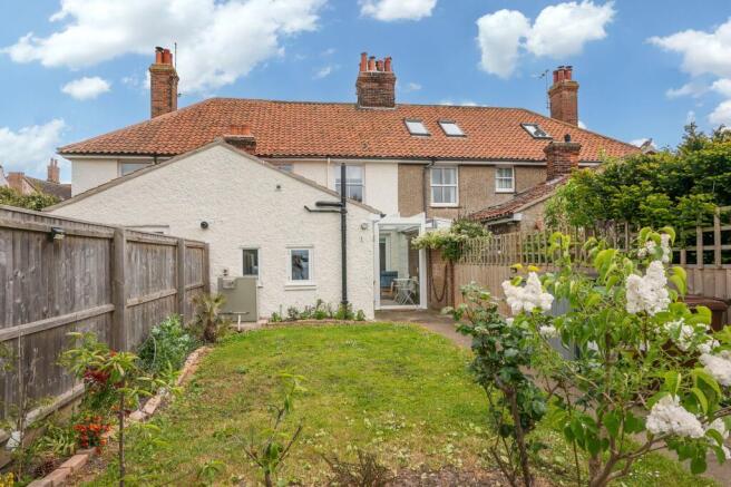 Mid Terraced Cottage in the Heart of Cley photo 4