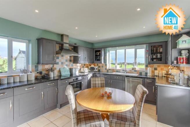 KITCHEN: