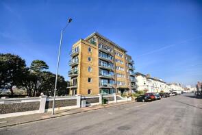 Flat 17, 1 West House, Chiswick Place, Eastbourne BN21 4NJ