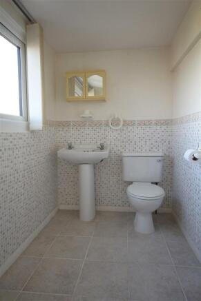 First Floor WC
