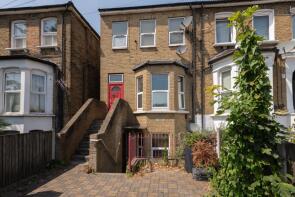1, 458d Albert House, Grove Green Road, London E11 1SL