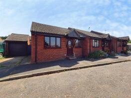 3, St Michaels Close, Chelmsford CM3 6UW
