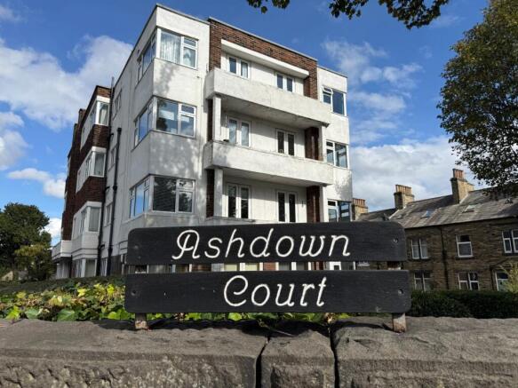 2 bed Apartment for sale Image 9