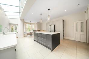 174, Weir Road, London SW12 0NP