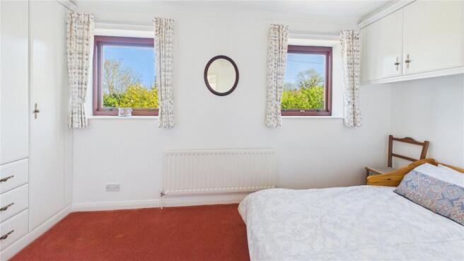 4 bed Detached for sale Image 11