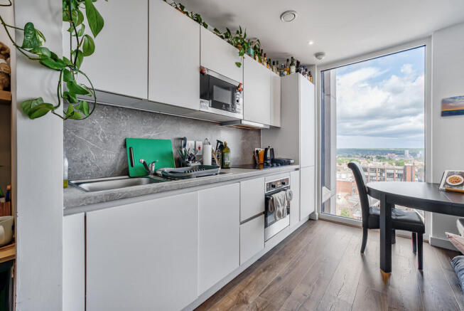 62_Hartley_Apartm...