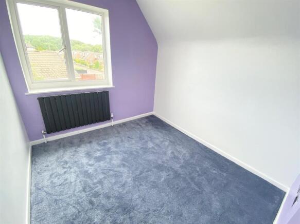 4 bed Semi-Detached for sale Image 10