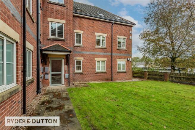 Primrose Hill Court, High Crompton, Shaw, Oldham, OL2 photo 4