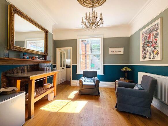 8 bed Terraced for sale Image 7