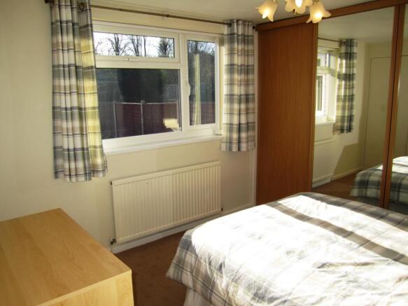DOUBLE BEDROOM 1