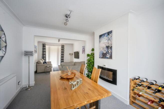 3 bed Semi-Detached for sale Image 6