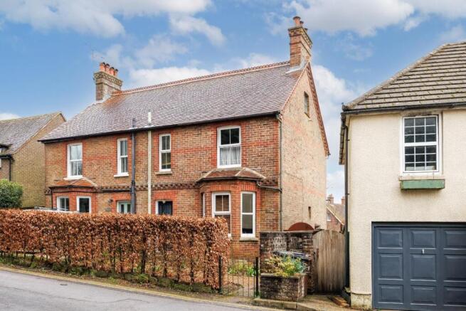 2_Roselea_Pilmer_Road_Crowborough_TN6 2UE_RootsPro