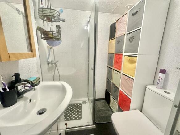 1 bed Park Home for sale Image 6