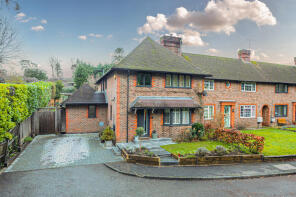 1, Tyndalls, Hindhead GU26 6AP
