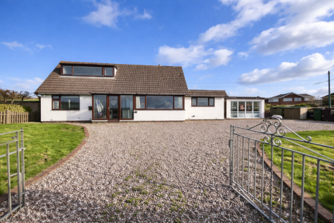 Broadway, Fleetwood, FY7