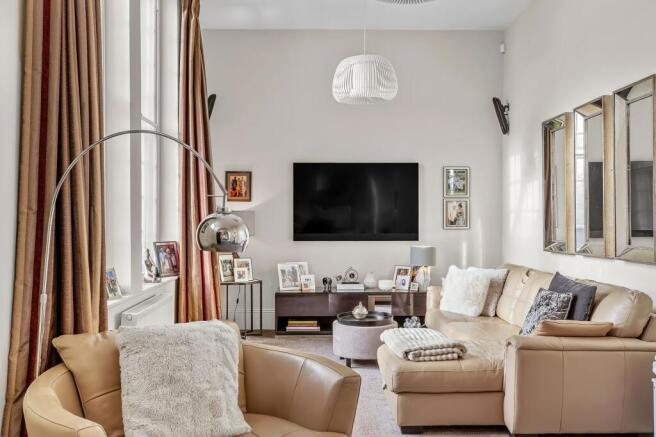 4 bed Terraced for sale Image 4