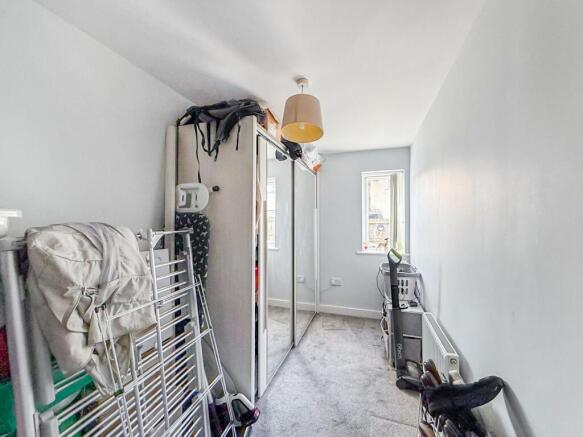 2 bed Apartment for sale Image 5