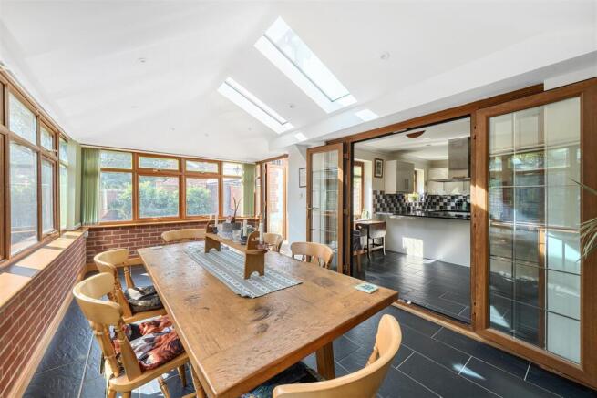 Chine Road, Upper Woodford, Salisbury photo 4