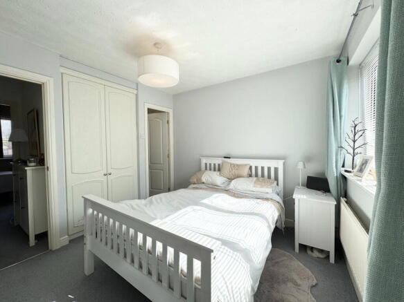 3 bed Detached for sale Image 12