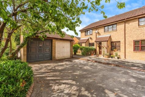 Pickwick Close, West Totton, Southampton, SO40