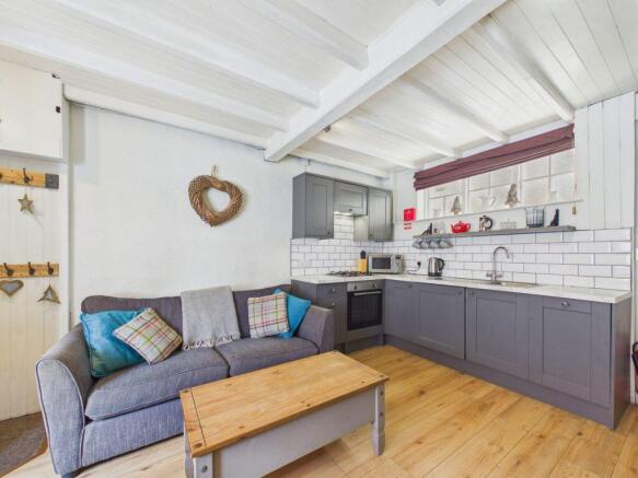 3 bed Cottage for sale Image 4